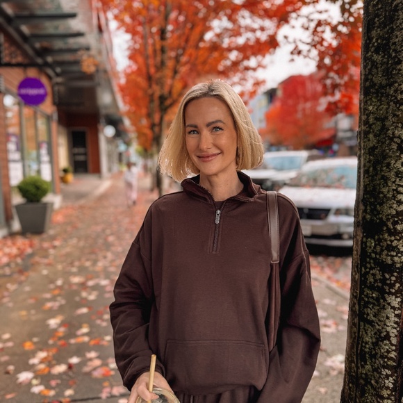 Luxe Cleese jogger & 1/2 zip set - Picture 2 of 5